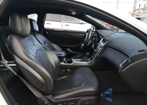 2012 Cadillac Cts Standard z USA, uszkodzony, nr VIN 1G6DC1E31C0115747